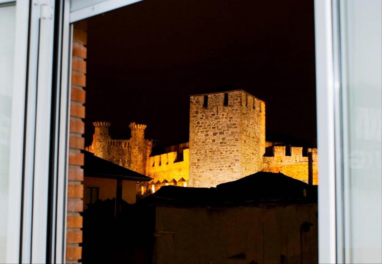 XOXO - Castillo Ponferrada Esterno foto